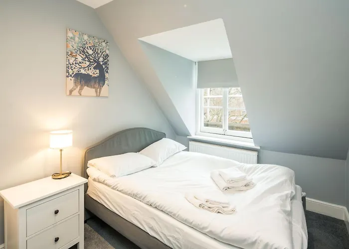 Heart Of Kensington And Chelsea,2 Bedr